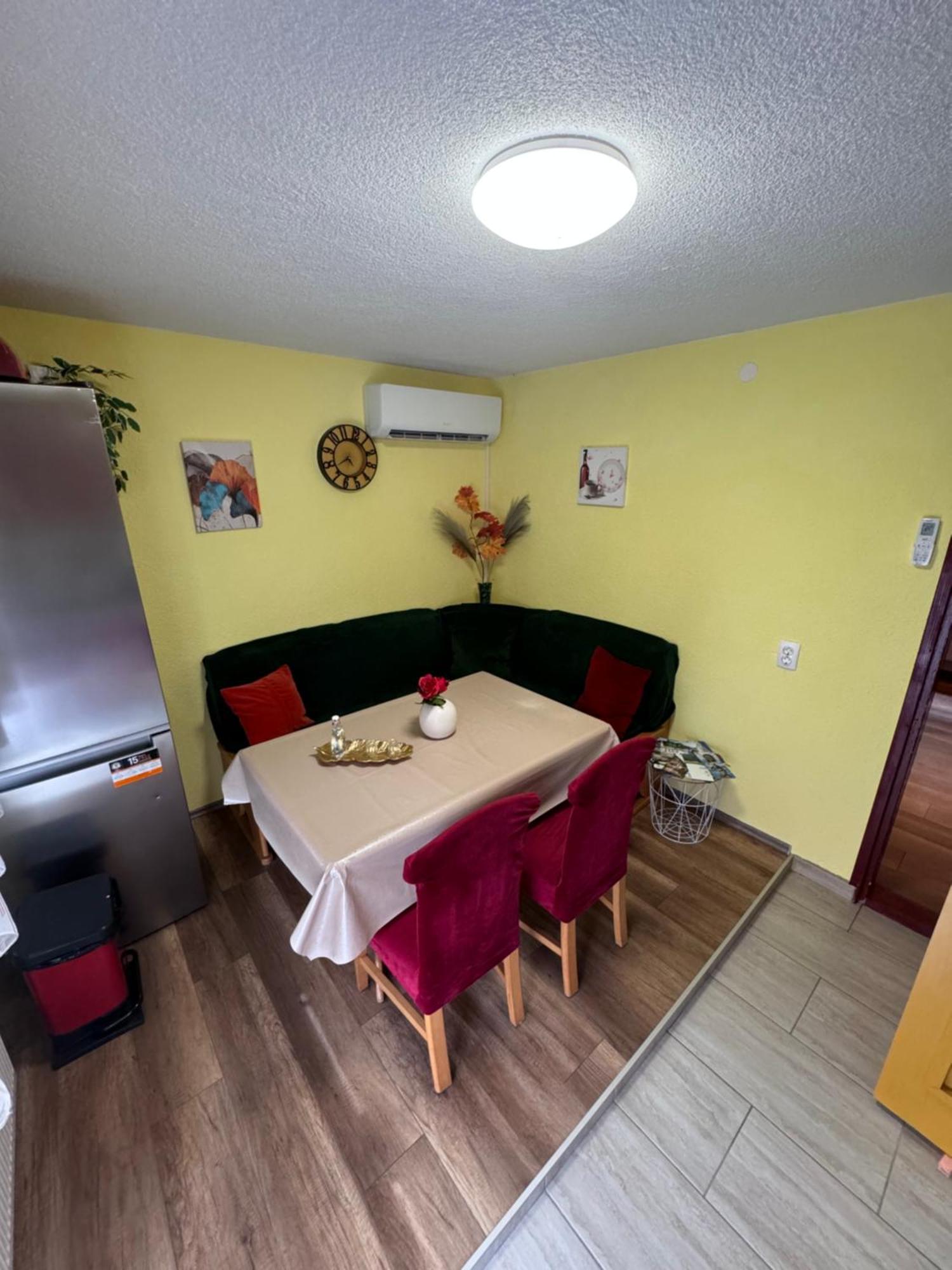 Apartman Josip Gospic Exterior photo